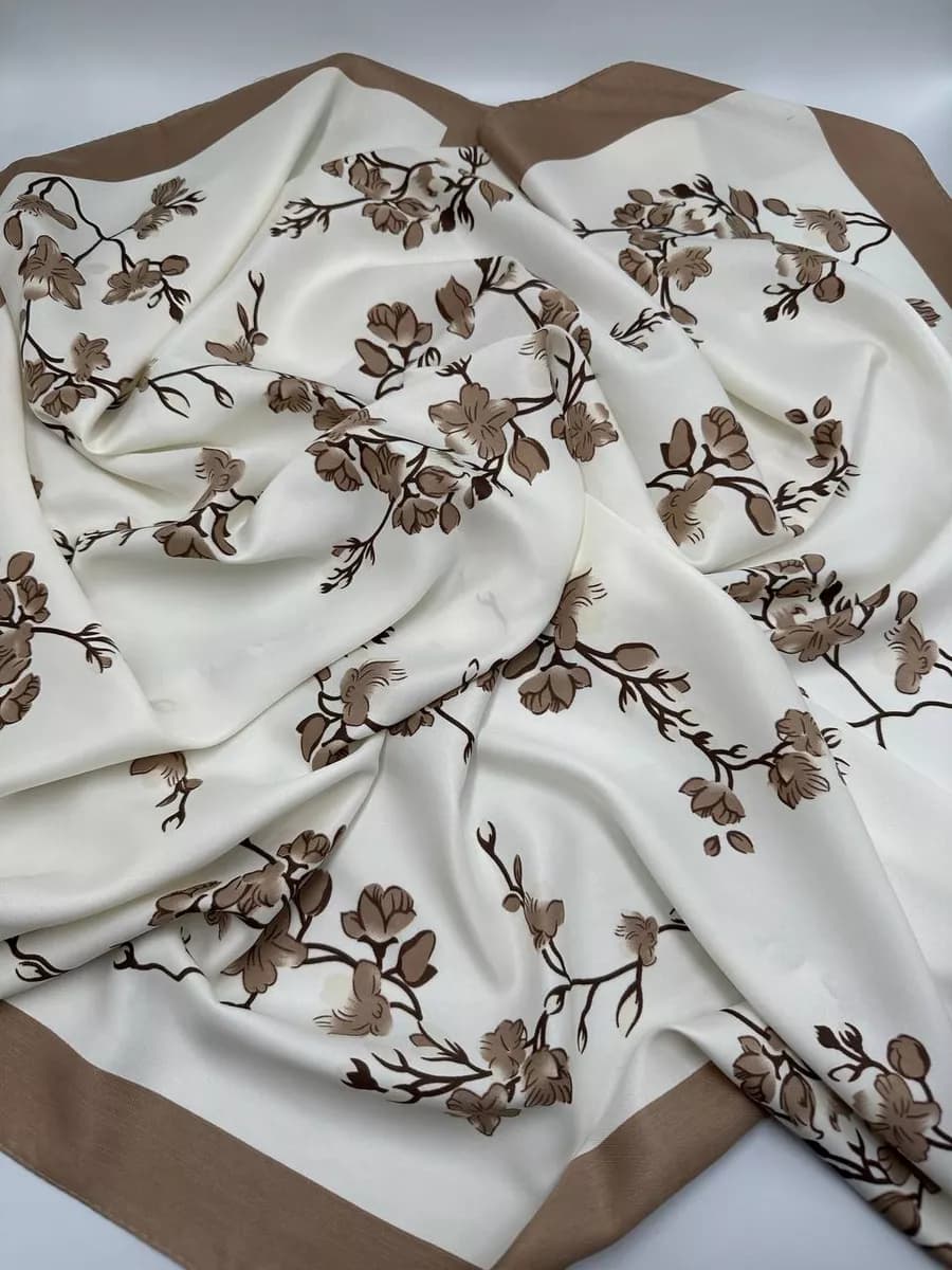 Платок шелковый на голову и шею теплый косынка лето