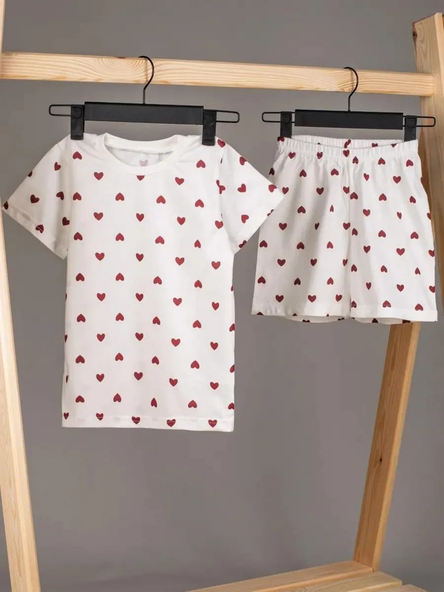 Пижама для девочки сердечки с шортами