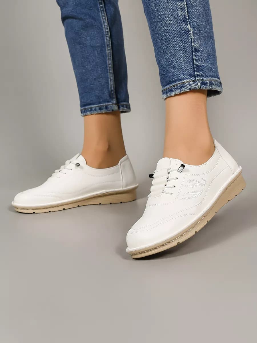 Полуботинки на платформе со шнуровкой