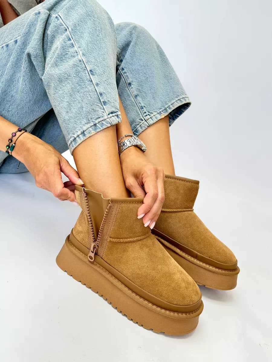 Угги на высокой подошве - фото 1