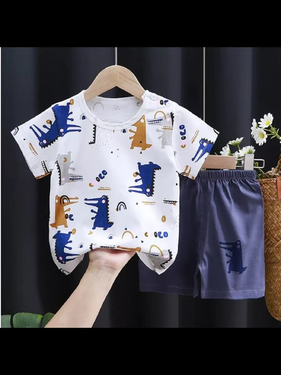 Костюм детский с шортами