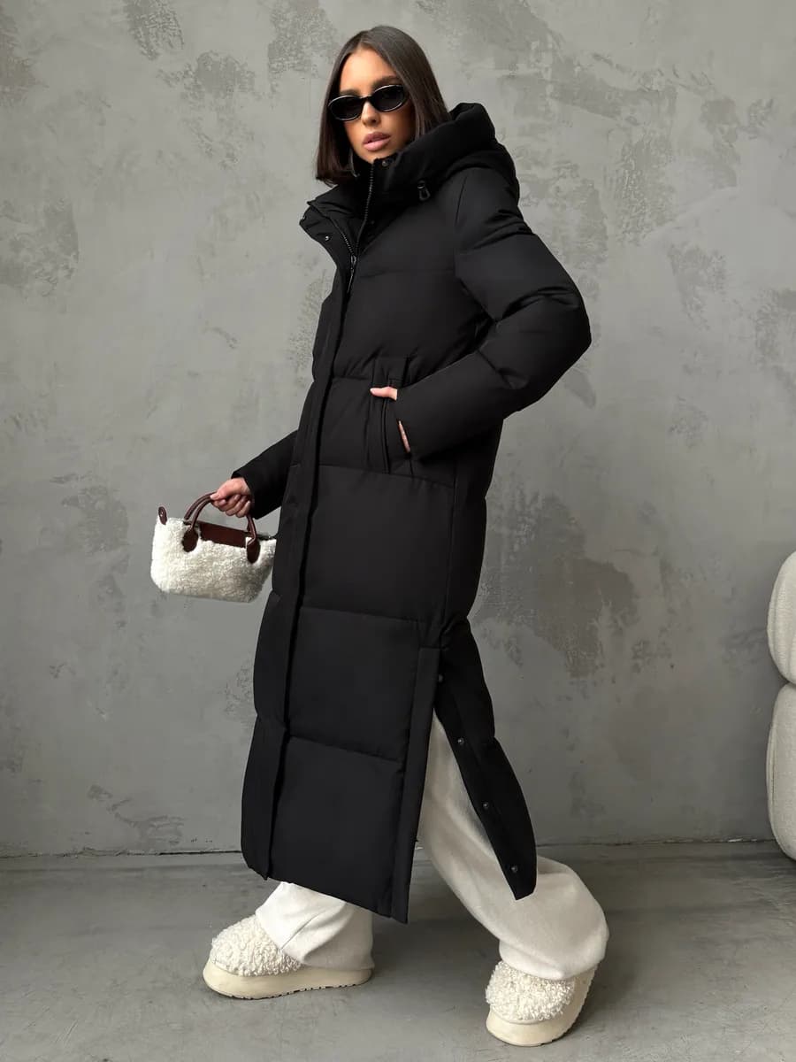 Пуховик зимний длинный с капюшоном