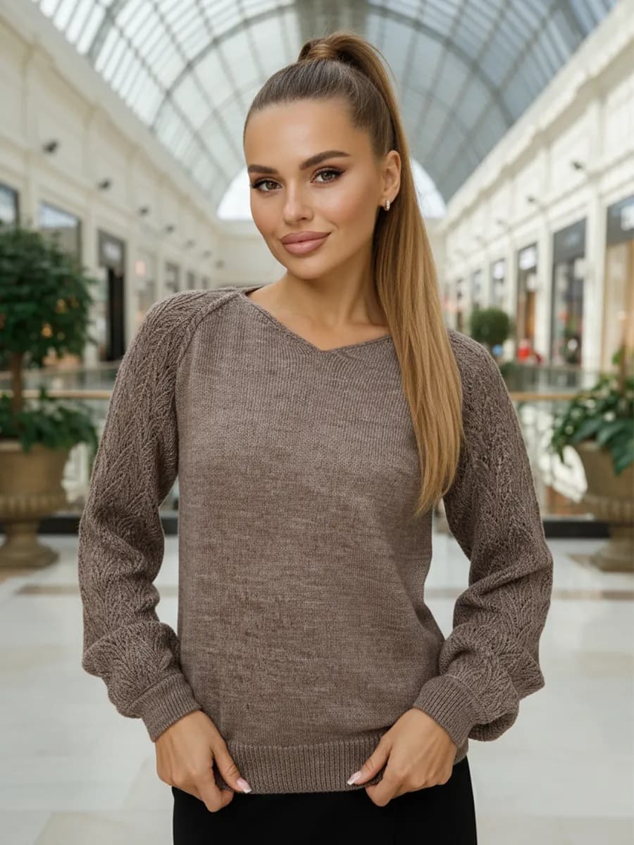 Кофта вязаная с ажурными рукавами