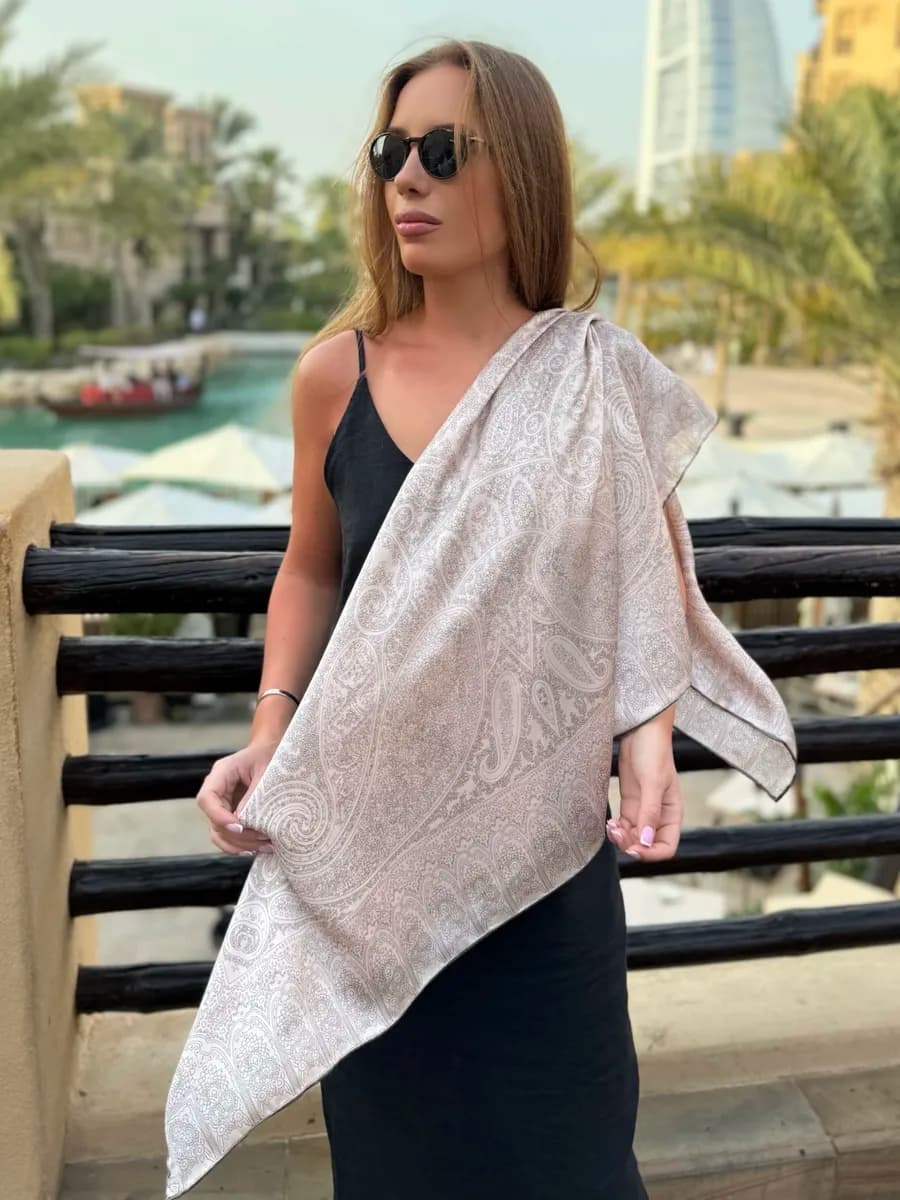 Платок шёлковый