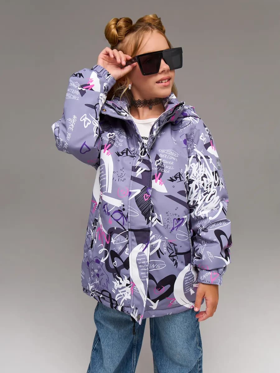 Куртка весенняя с капюшоном