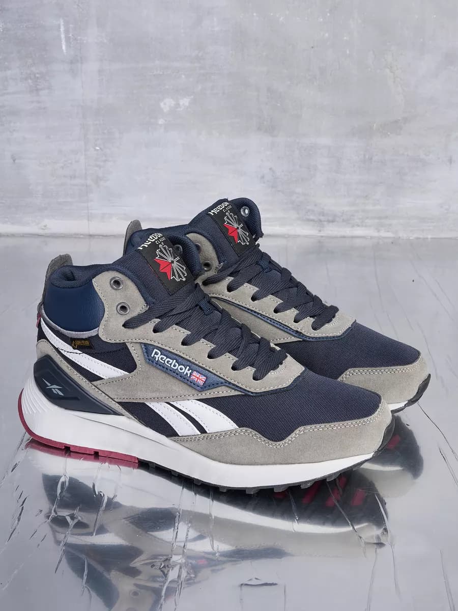 Кроссовки зимние с мехом высокие