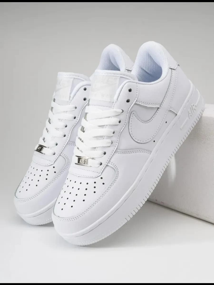 Кроссовки Air Force 1 White форсы кеды
