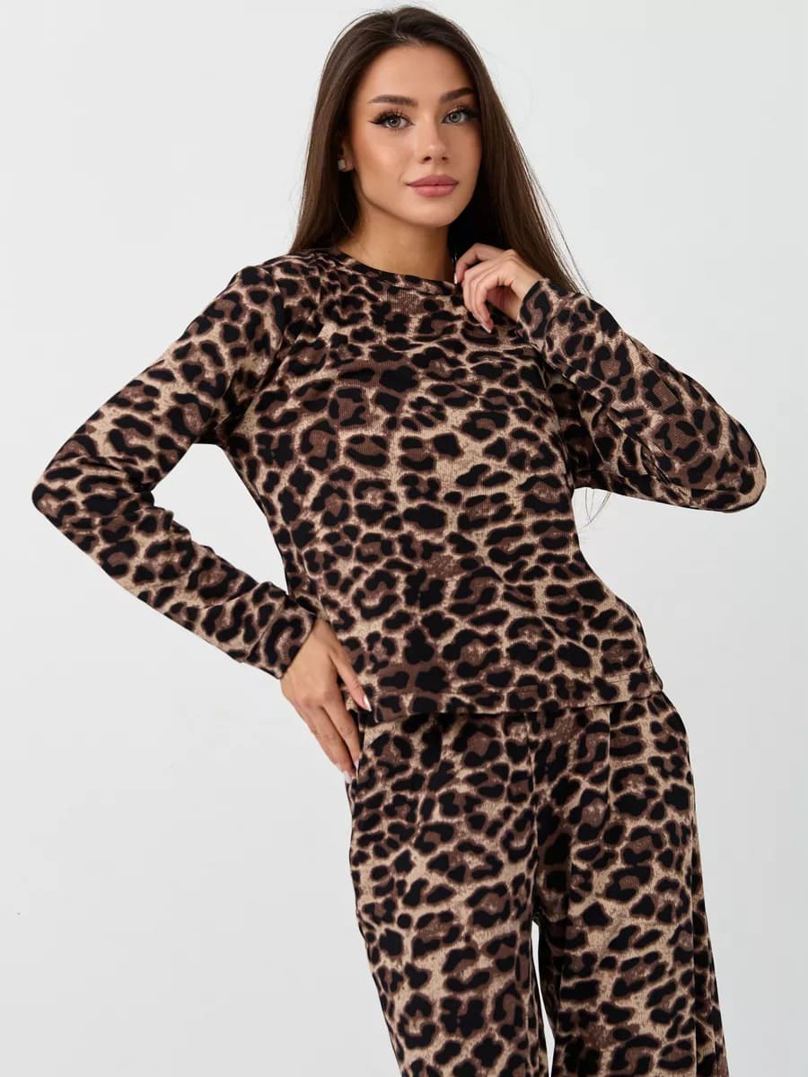 Домашний костюм с брюками трикотажный