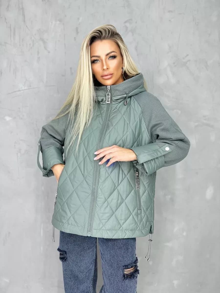 Куртка демисезонная с капюшоном болоньевая