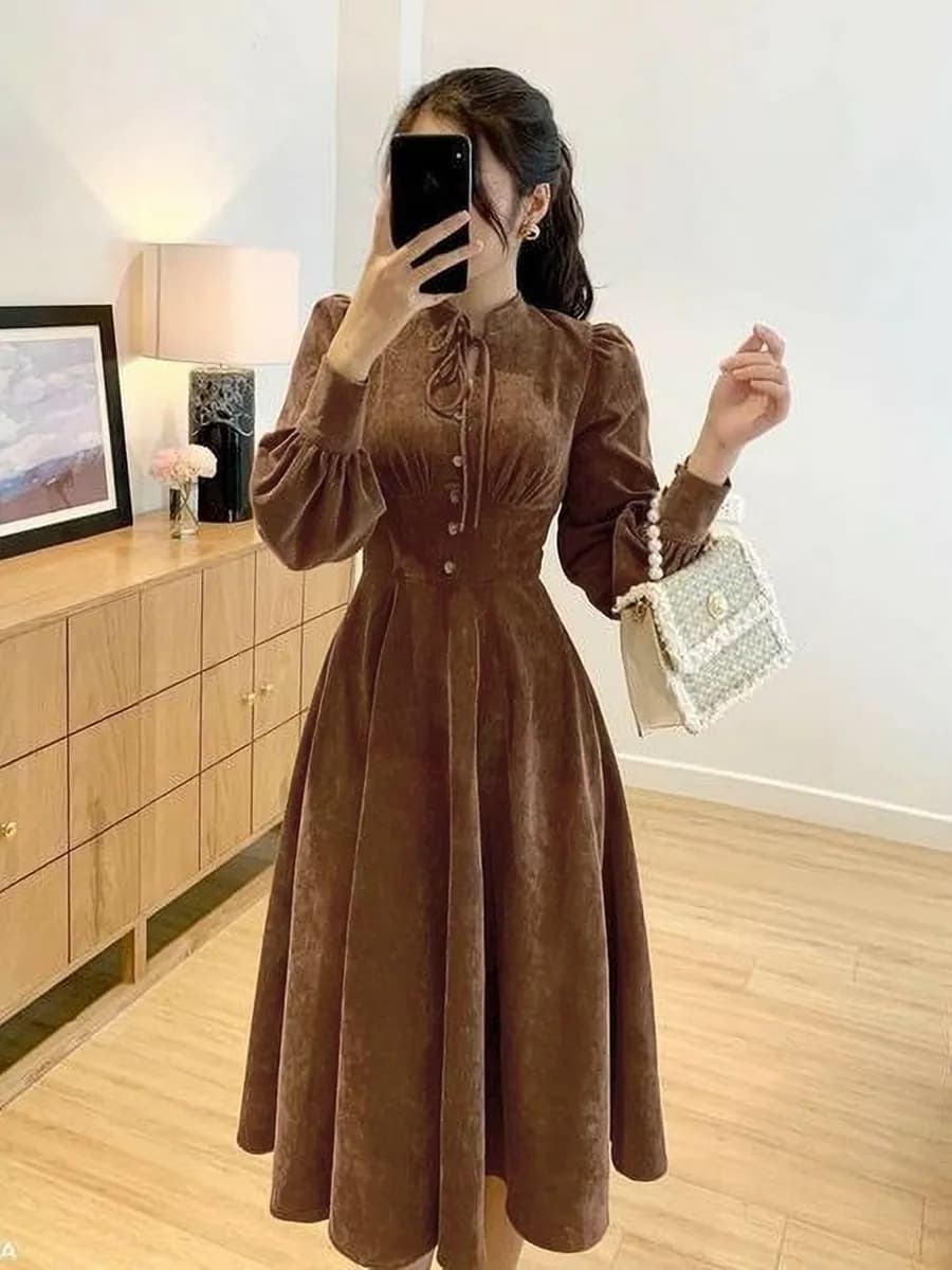 Платье нарядное вельветовое повседневное