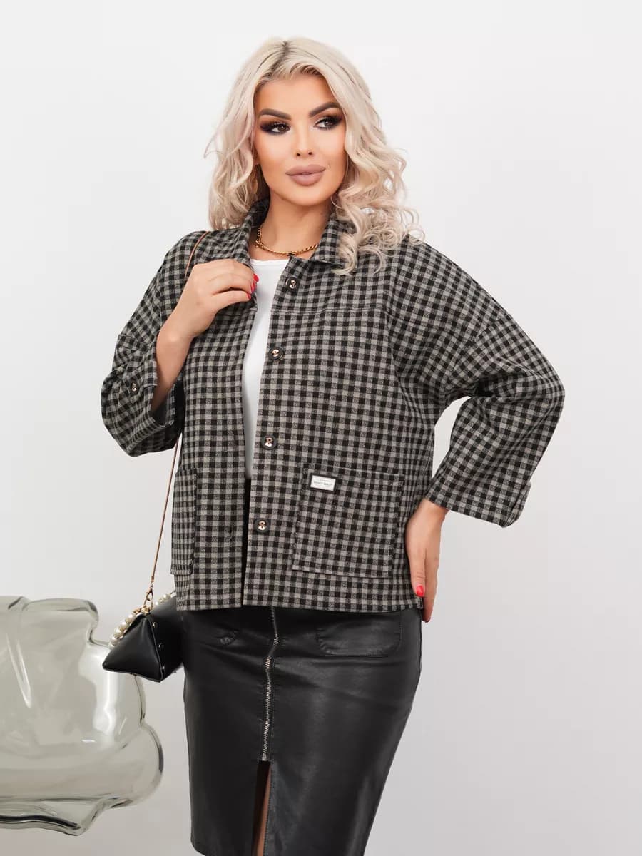 Укороченный пиджак нарядный также для офиса