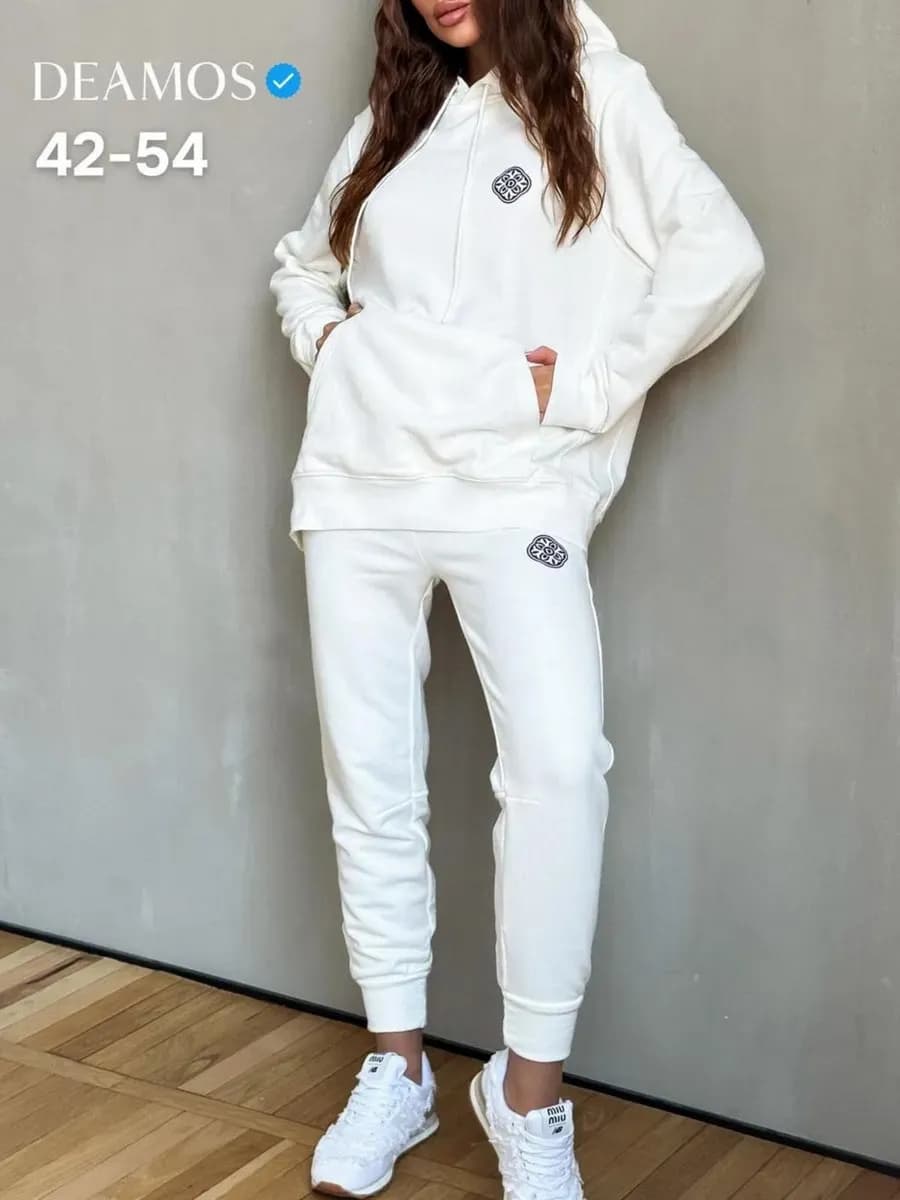 Спортивный костюм весна 2026 без начеса белый