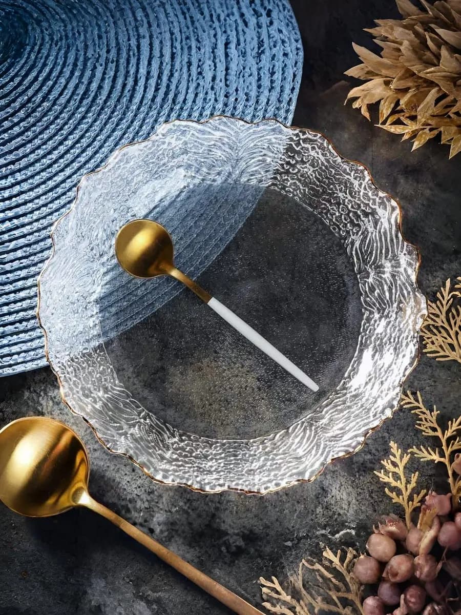 Тарелка стеклянная 19.5 см с золотой каймой, Китай