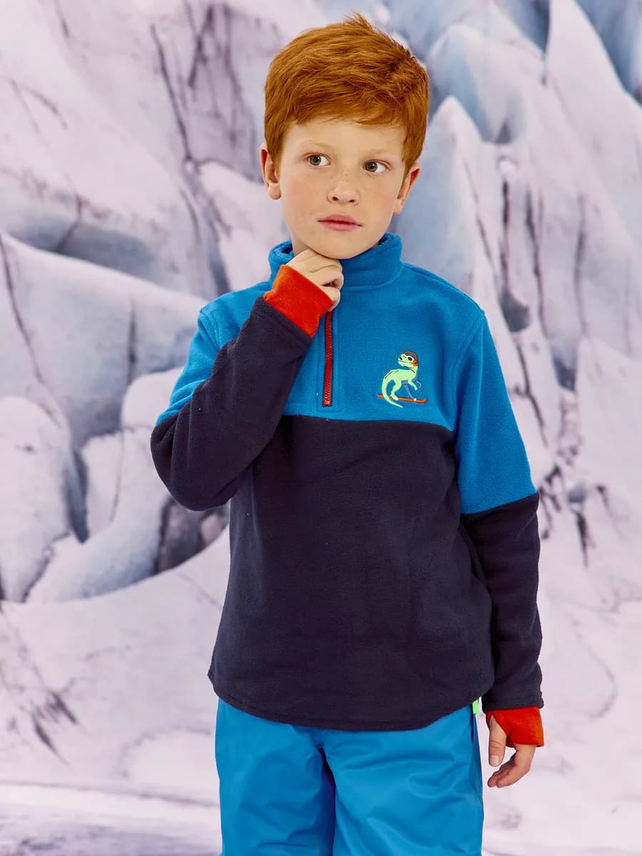 Флисовая кофта теплая с вышивкой