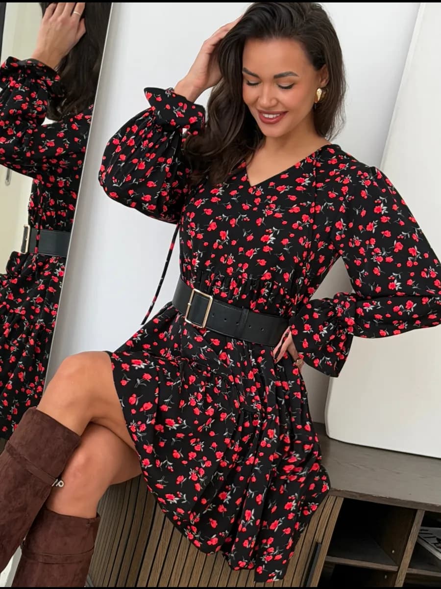 Платье праздничное трапеция