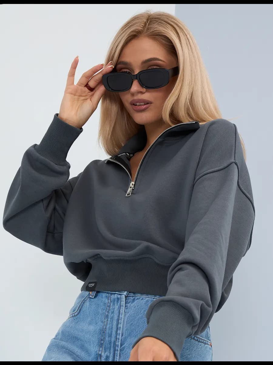 Свитшот базовый укороченный