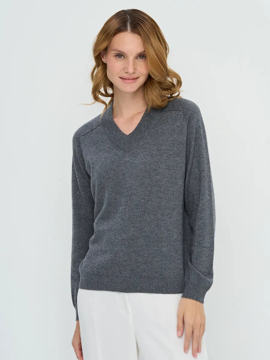 Джемпер вязаный тонкий трикотаж