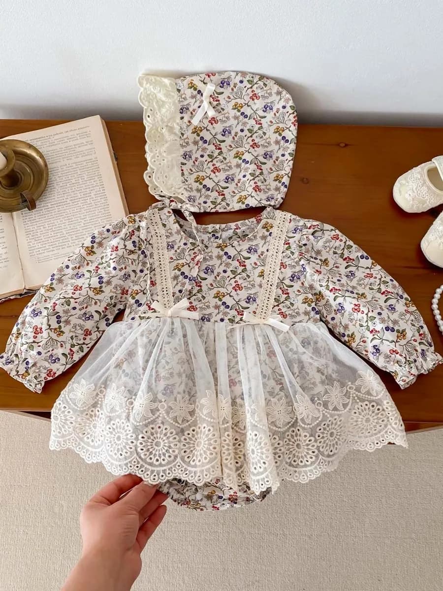 Платье боди с кружевом для новорожденных нарядное