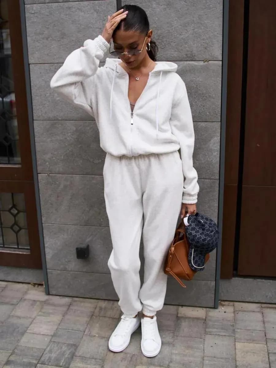 Спортивный костюм зимний с начесом