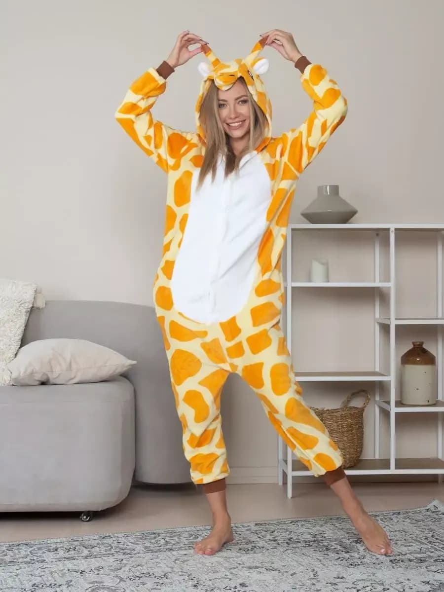 Кигуруми жираф для дома