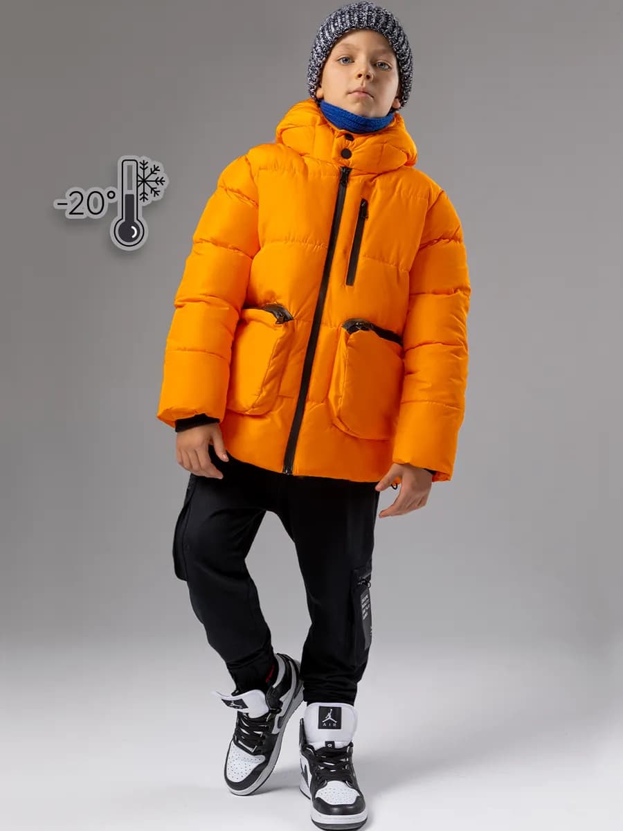 Куртка зимняя с капюшоном