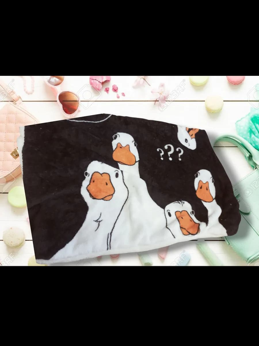 Лежанка на подоконник для животных