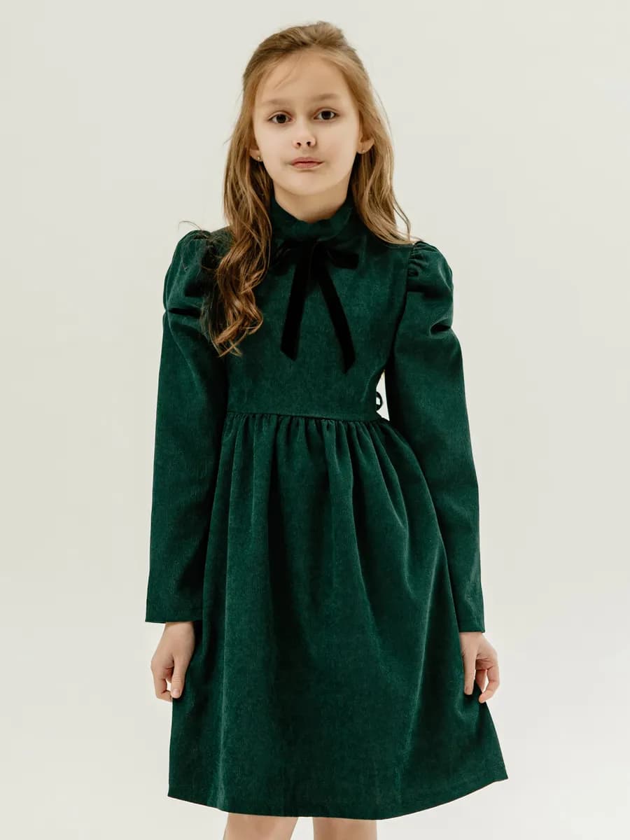 Платье с длинным рукавом