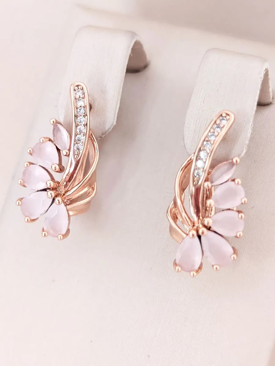 Серьги бижутерия с камнями