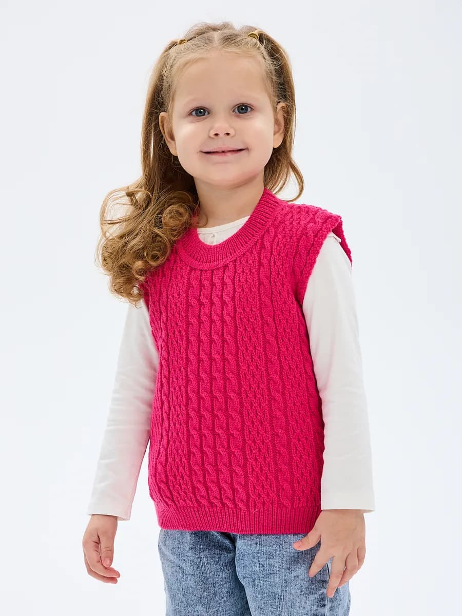 Жилет вязаный детский без рукавов зимний