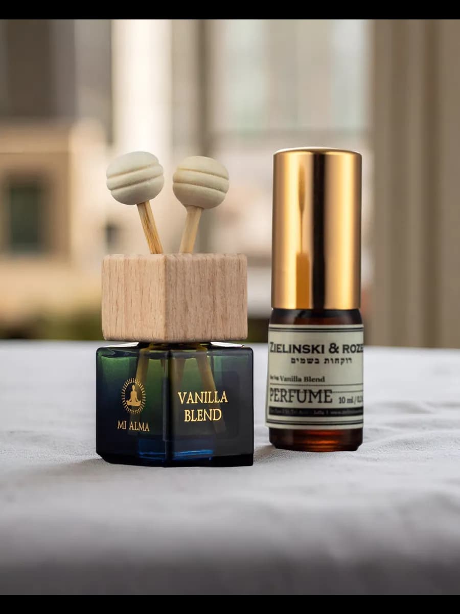 Ароматизатор в машину на дефлектор