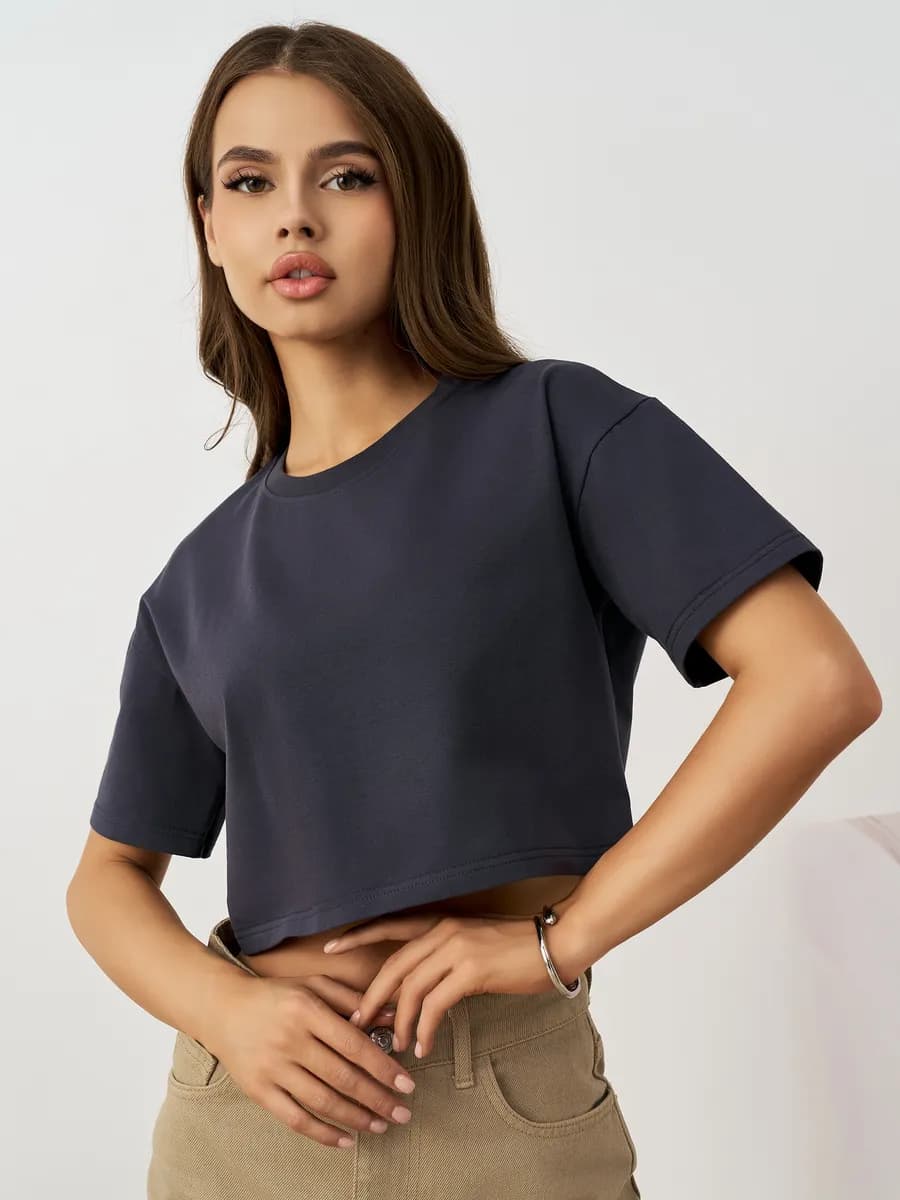 Футболка укороченная кроп топ однотонная оверсайз - фото 1