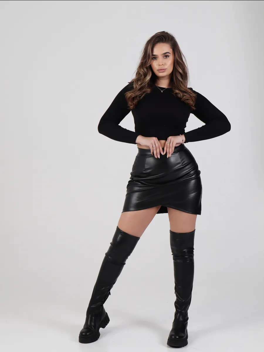 Юбка кожаная короткая