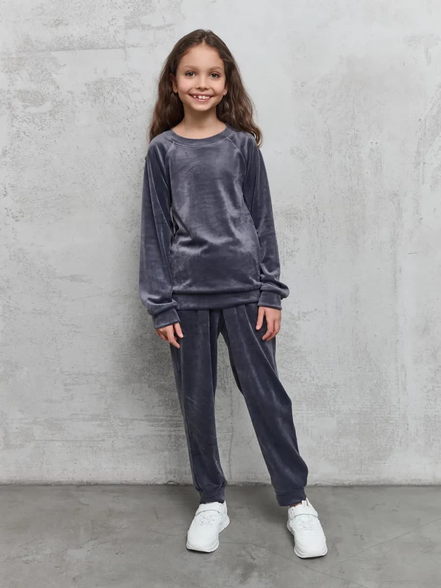 Велюровый костюм со штанами двойка