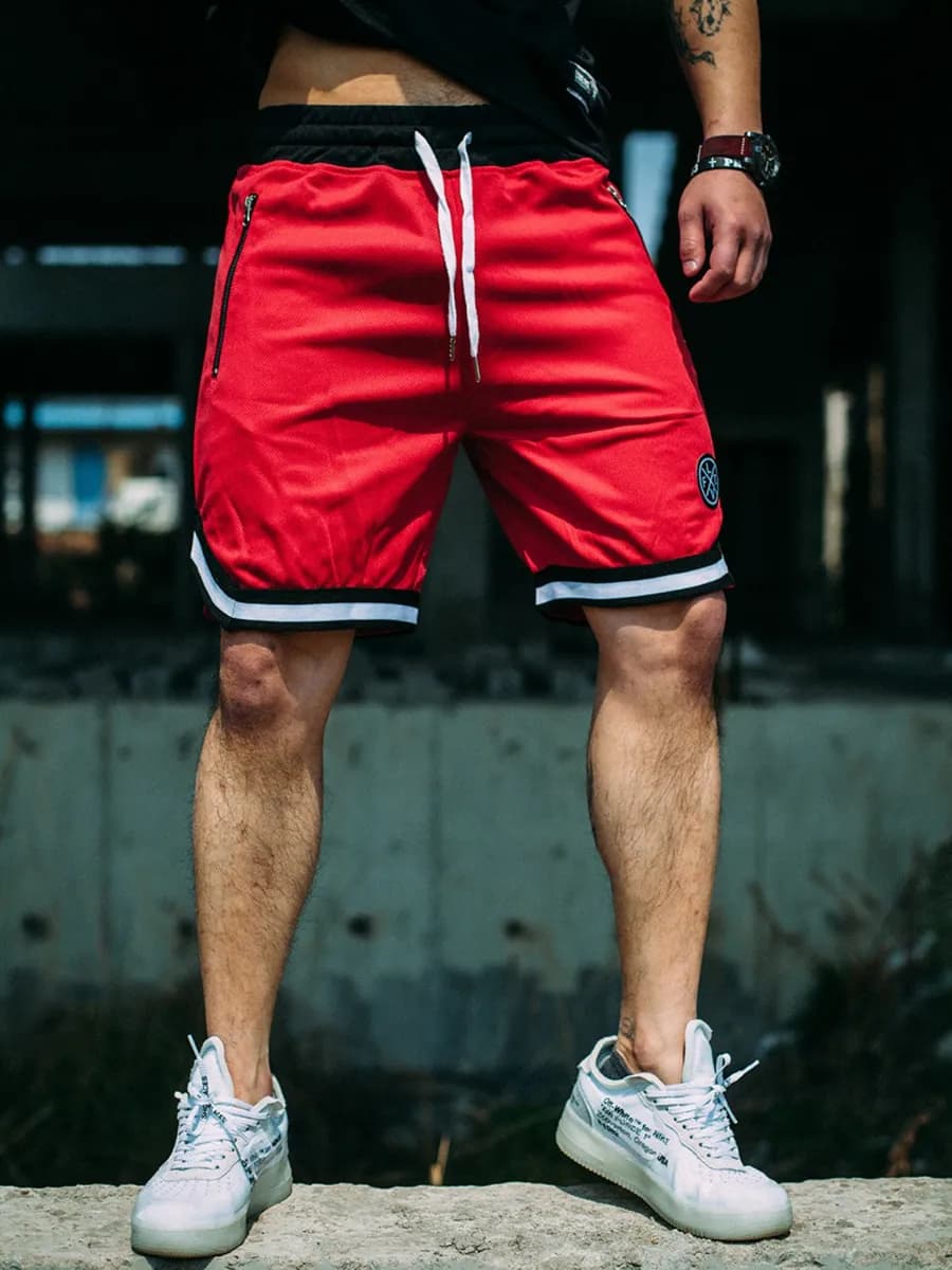 Шорты спортивные LIVE FIT красные