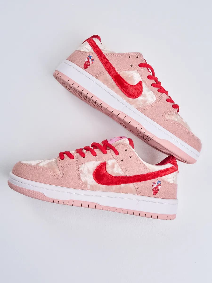 Кроссовки sb dunk розовые кеды данки