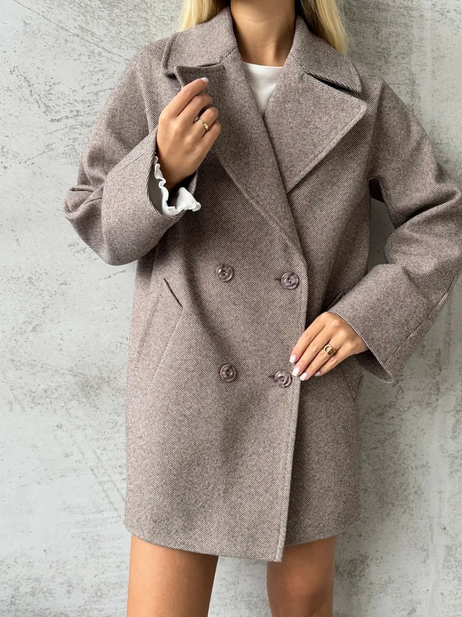 Короткое пальто демисезонное оверсайз шерстяное