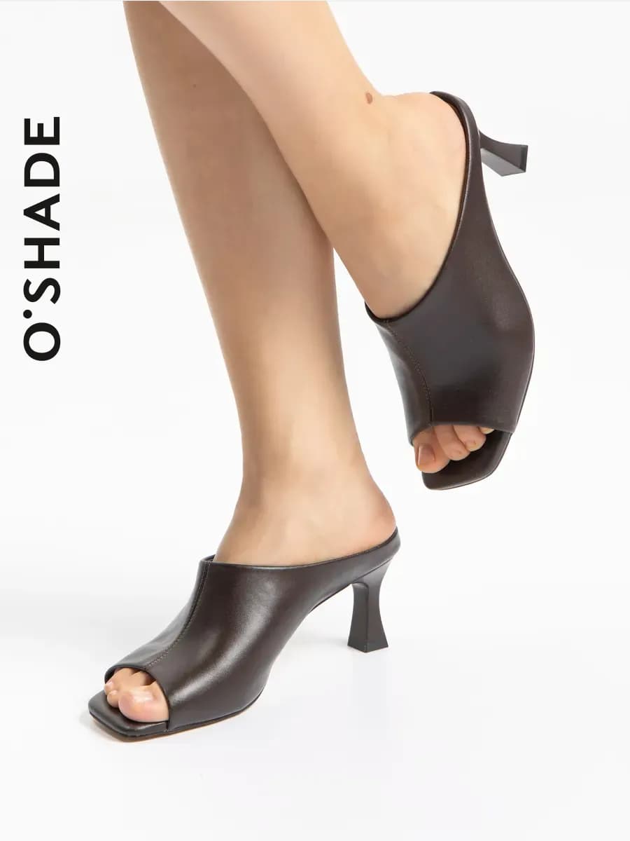 Мюли женские на каблуке коричневые