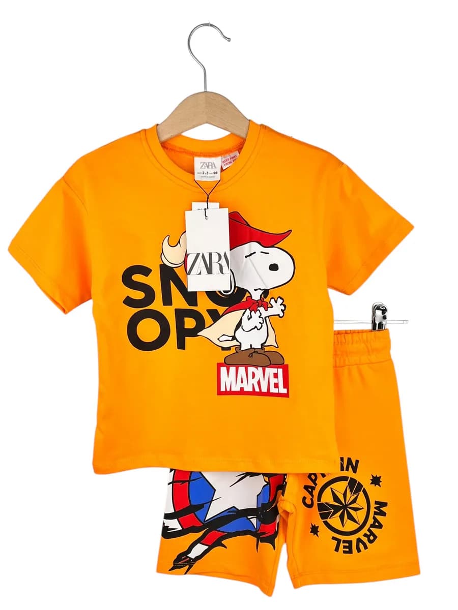 Костюм летний с футболкой и шортами