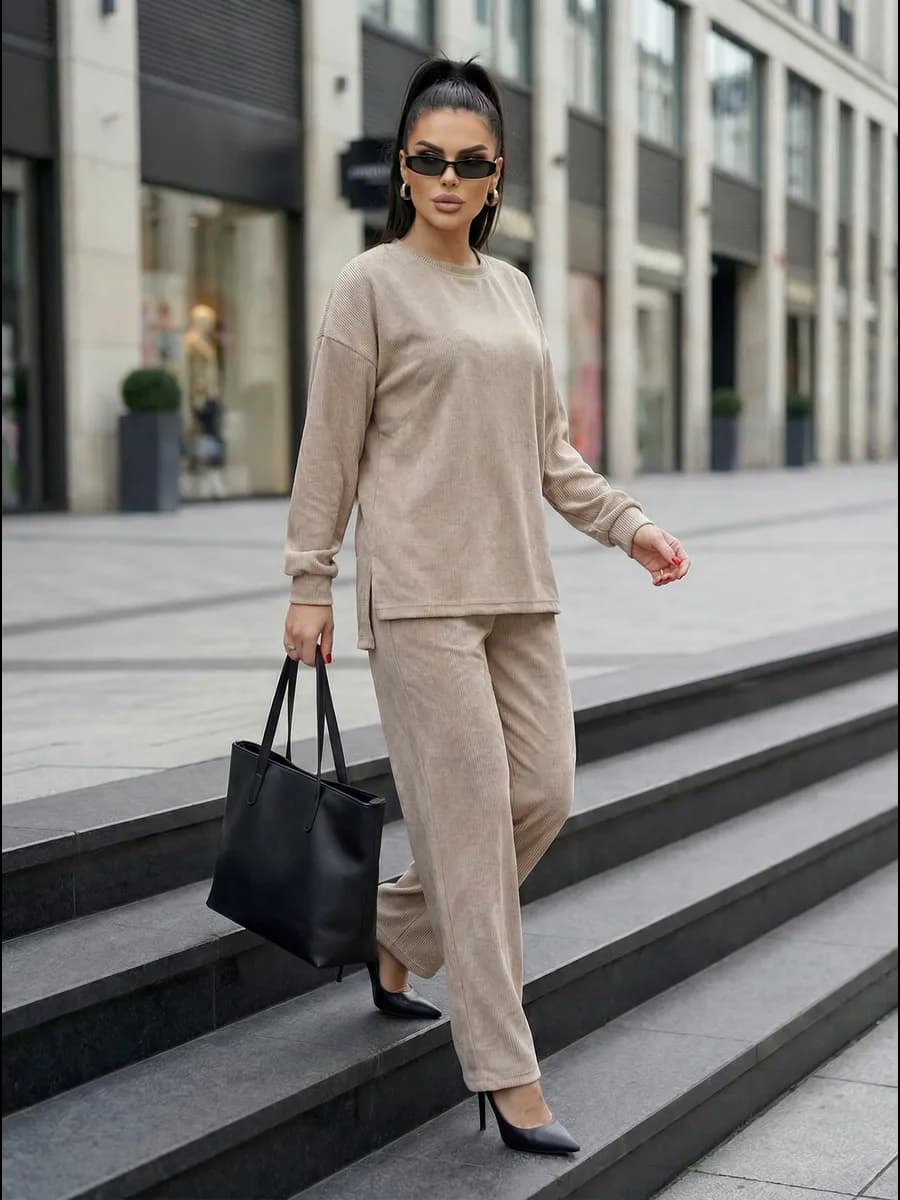 Костюм женский брючный в рубчик осень - фото 1