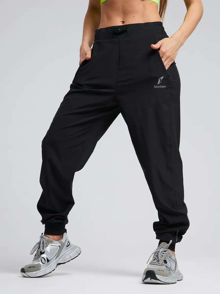 Брюки спортивные