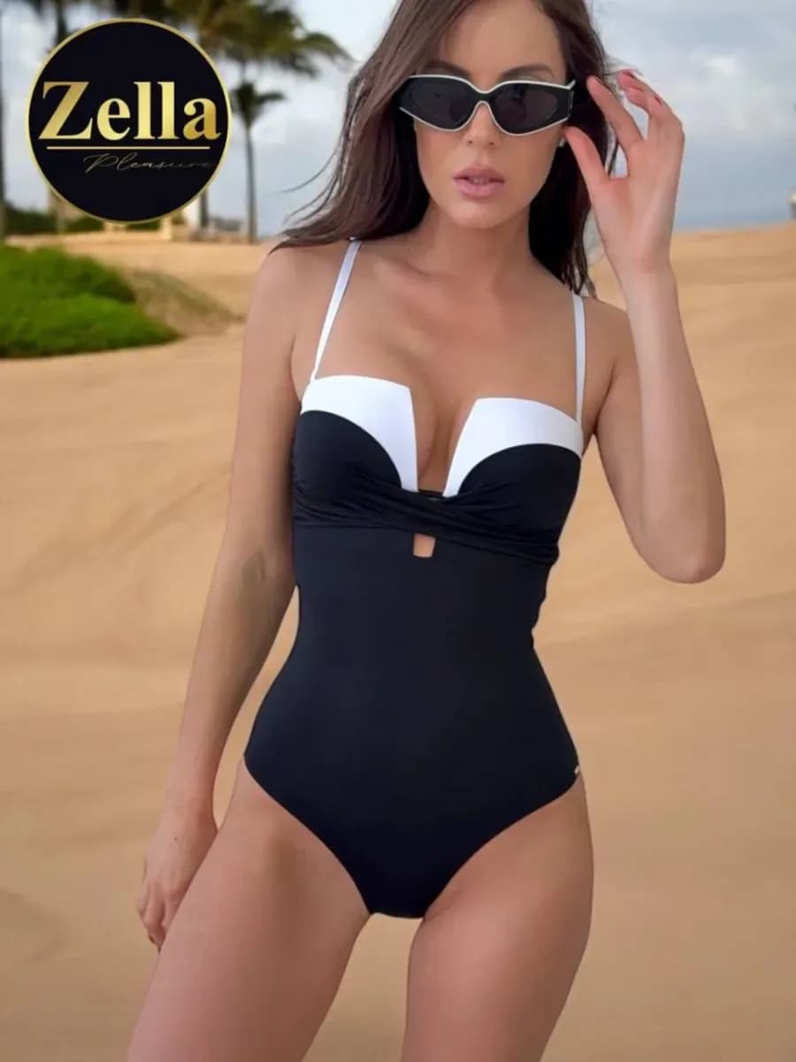 Купальник слитный с пушап