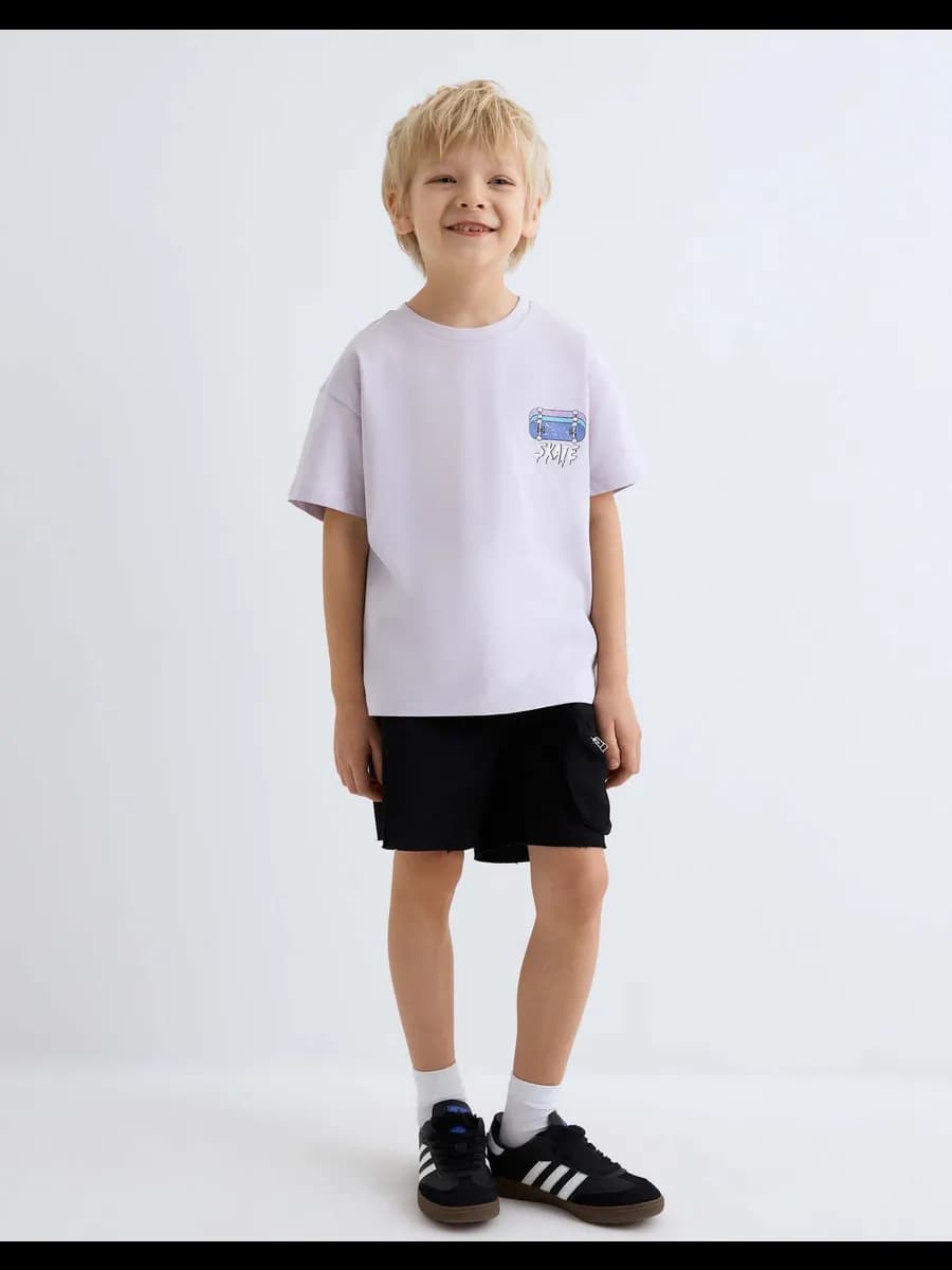 Чёрные шорты Straight с накладным карманом