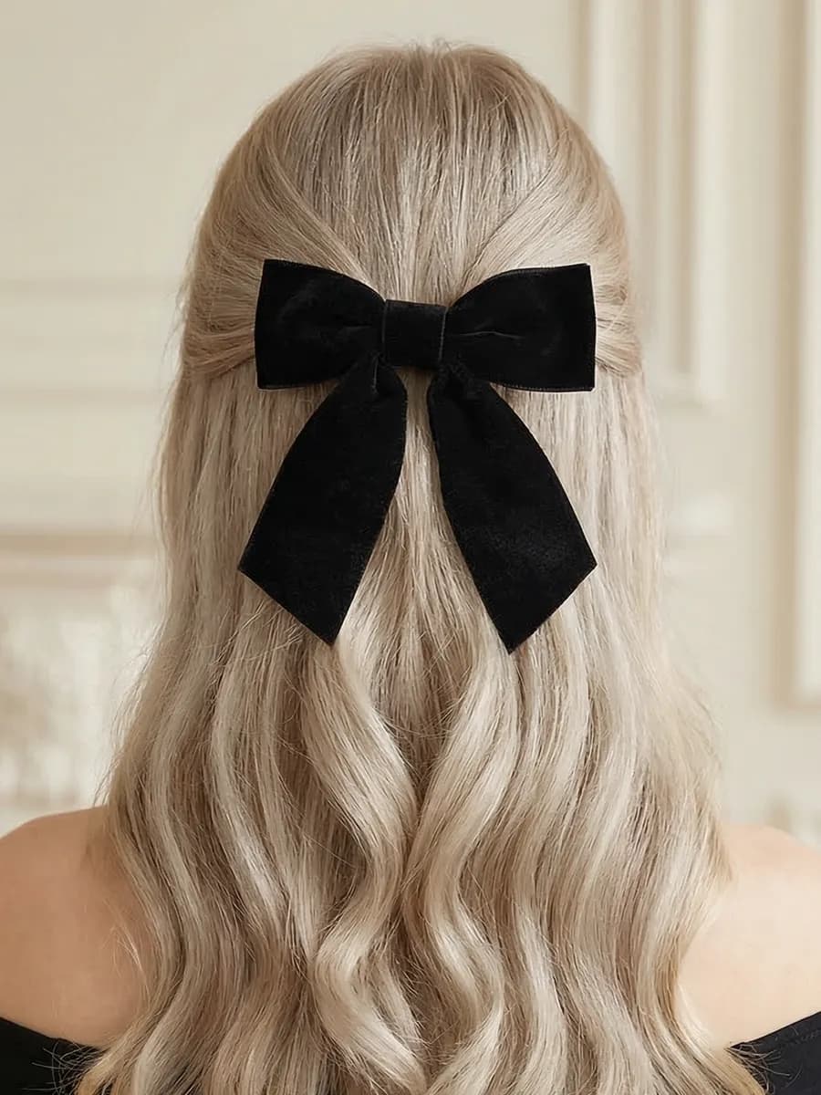 Заколка бант бархатная для волос