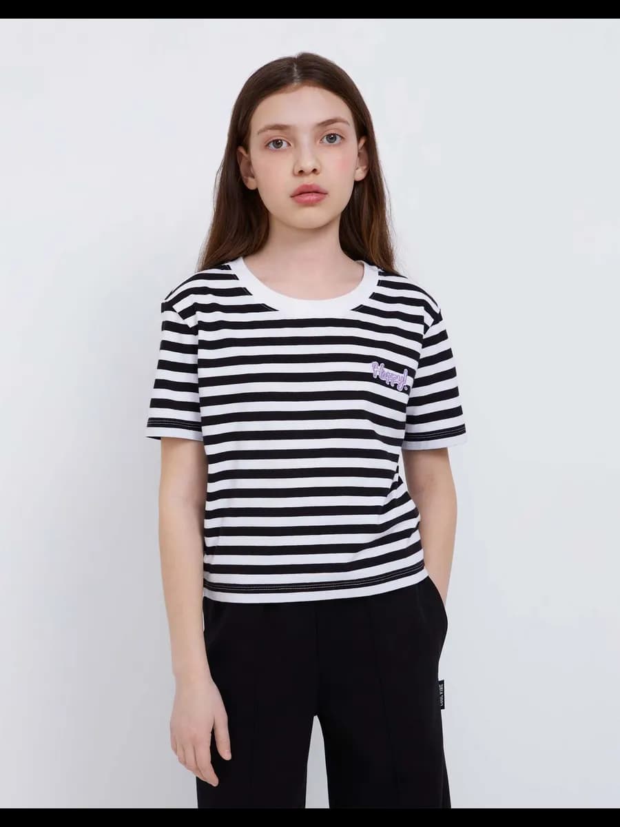Полосатая футболка с вышивкой