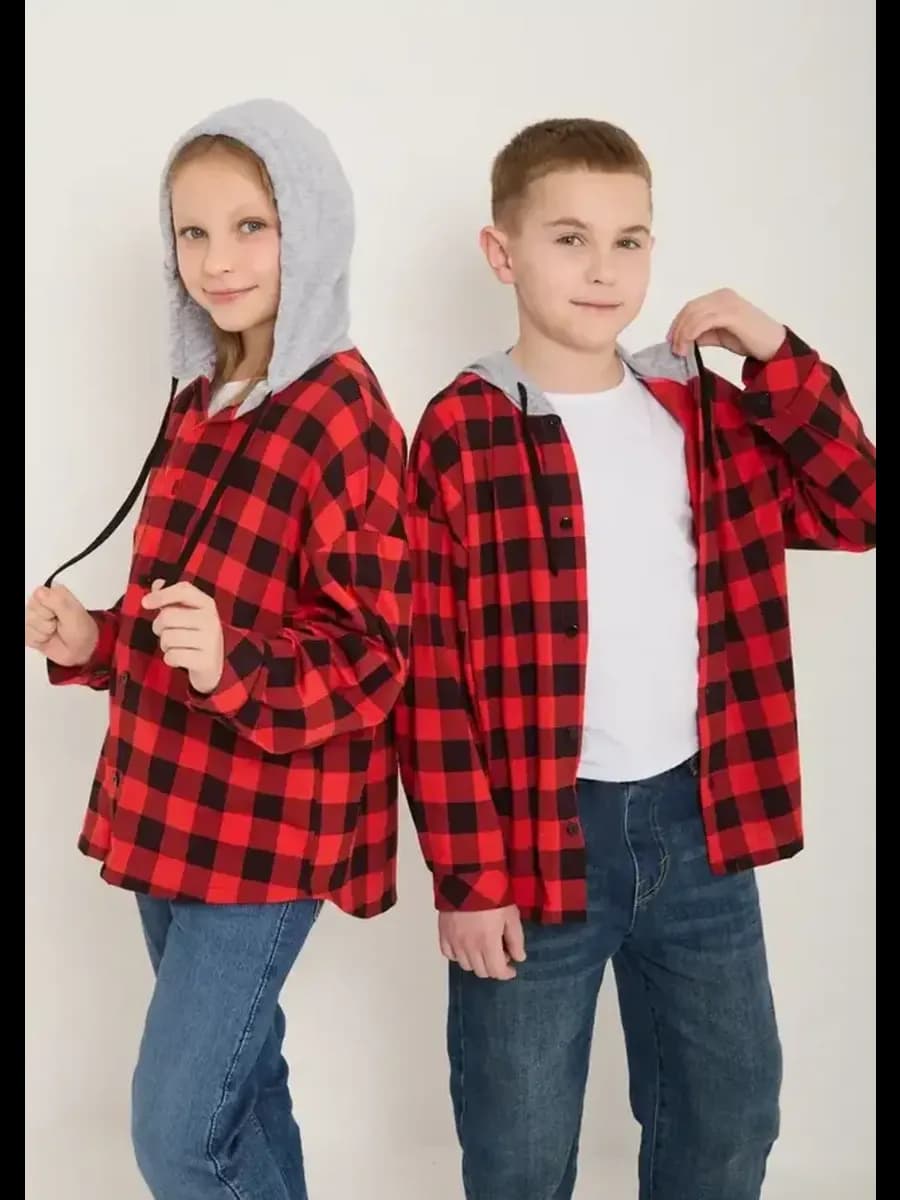 Рубашка трикотажная с капюшоном в клетку