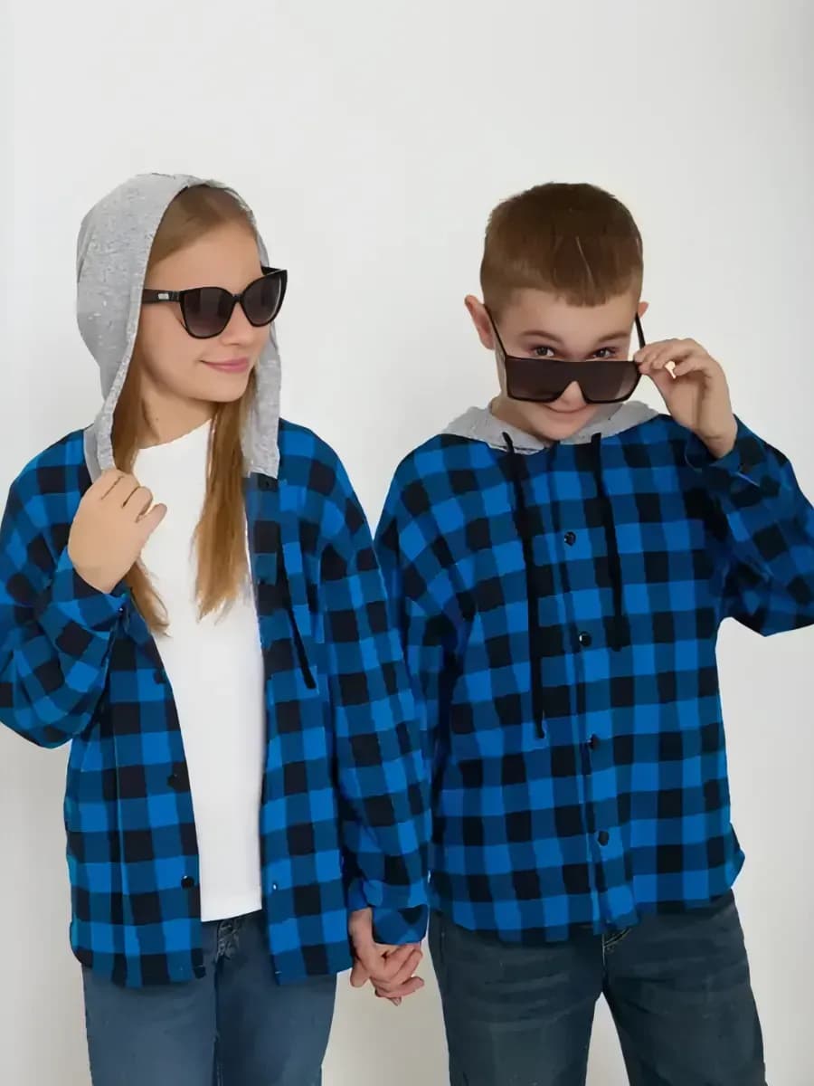 Рубашка трикотажная с капюшоном в клетку