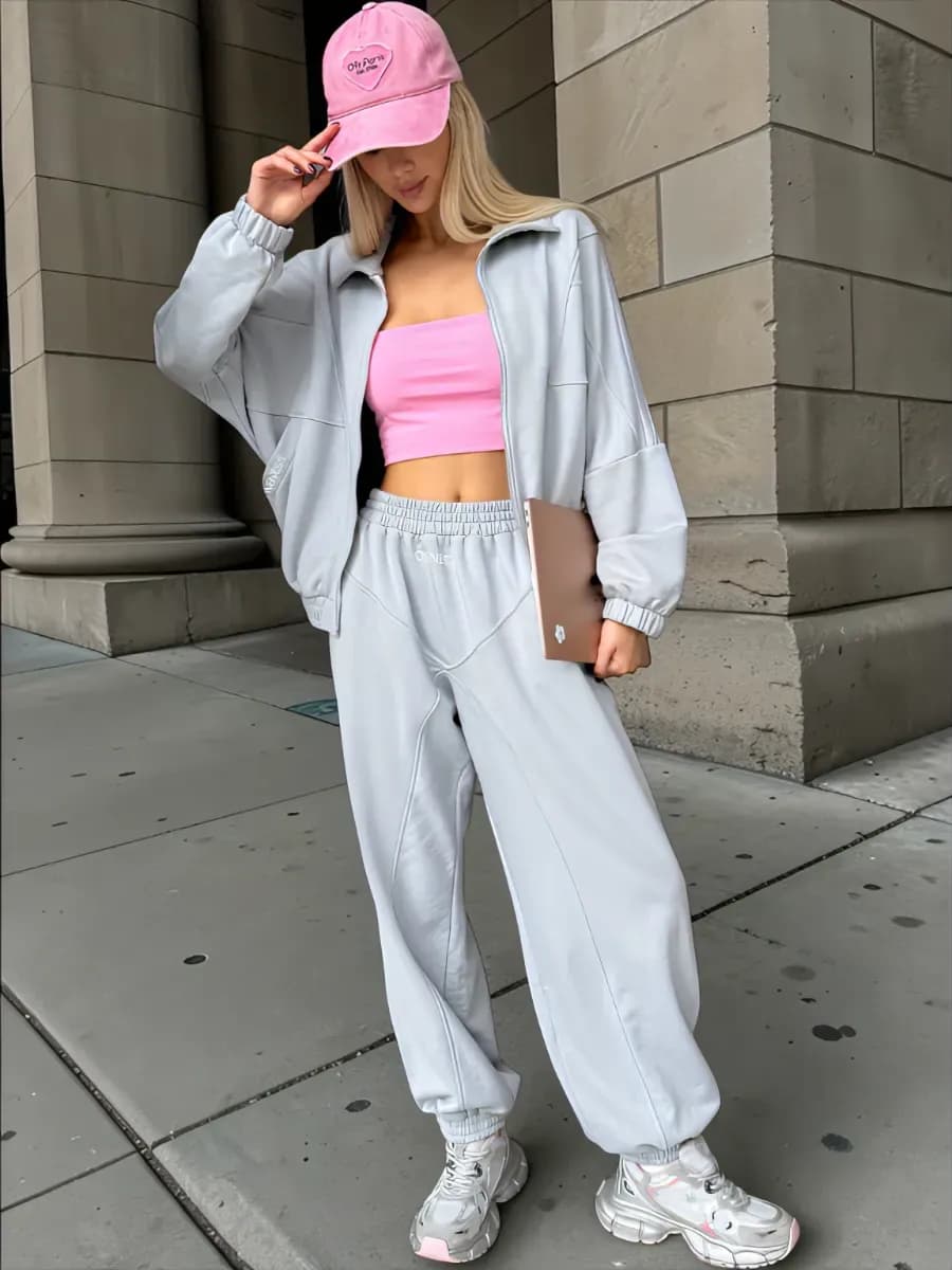 Спортивный костюм женский - фото 1