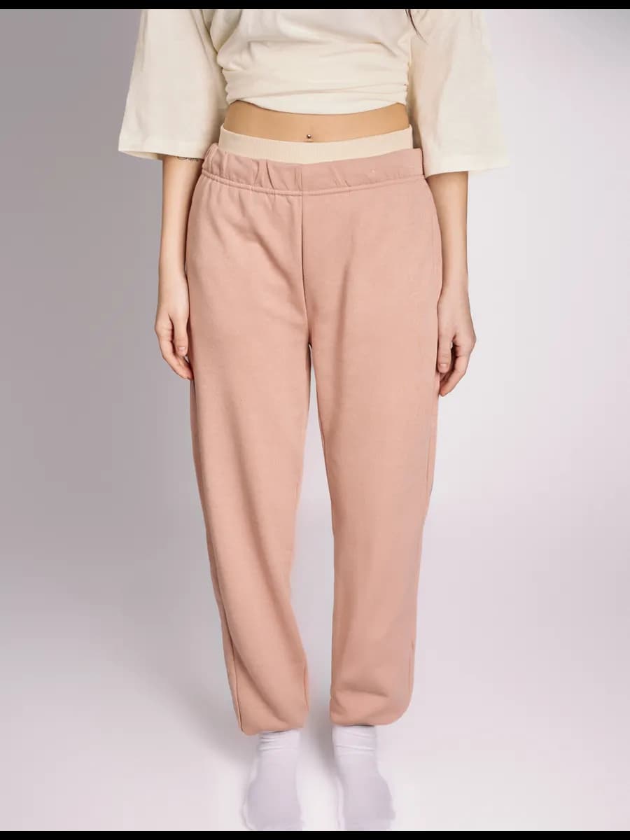 Спортивные брюки прямого кроя на резинке