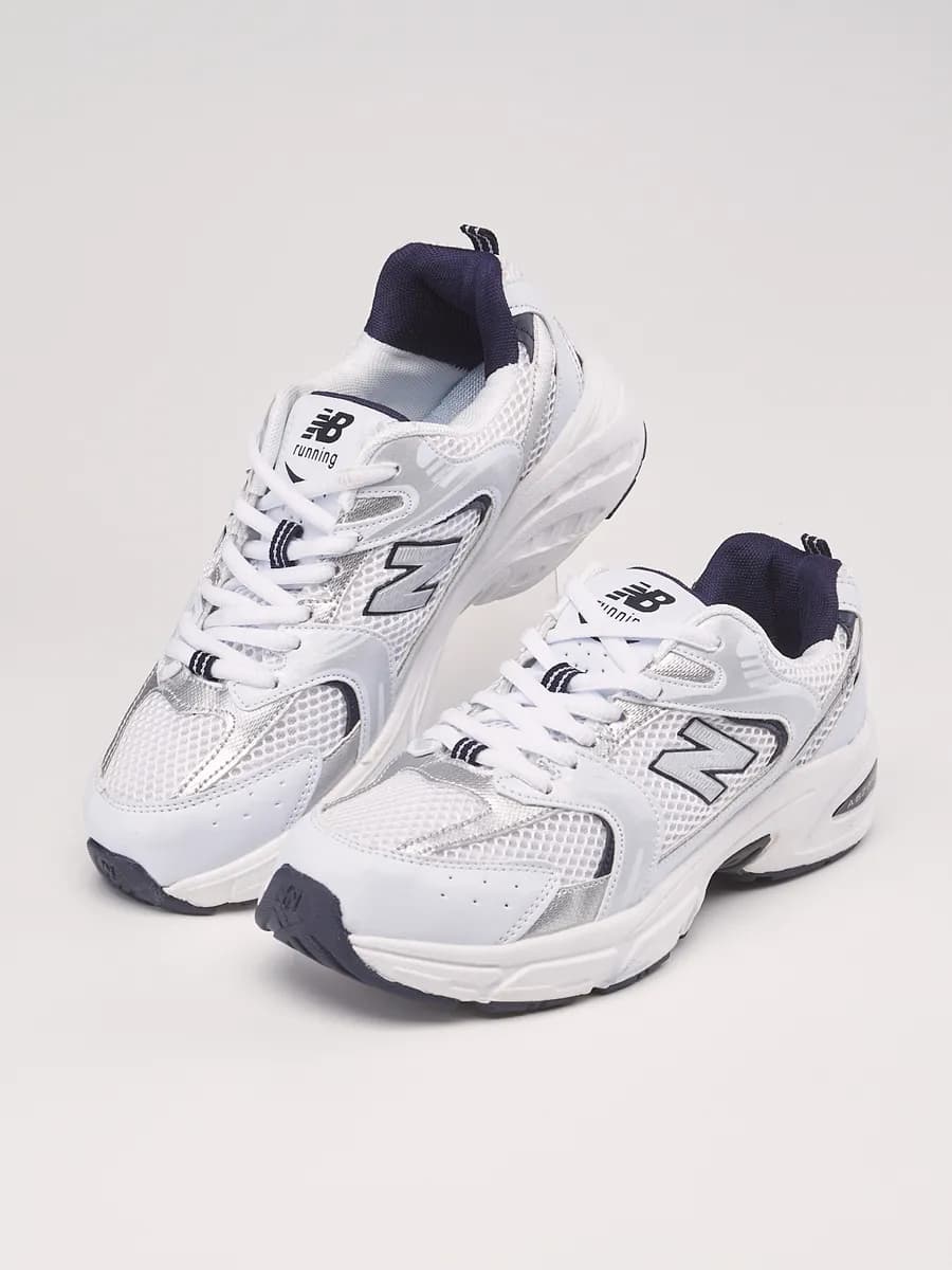 Кроссовки женские летние 530