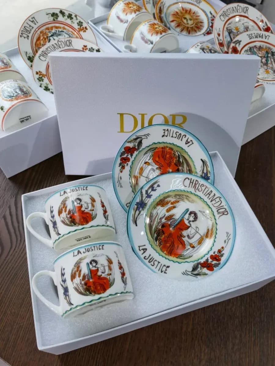 Чайный набор на 2 персоны Christian Dior La Justice 240 мл